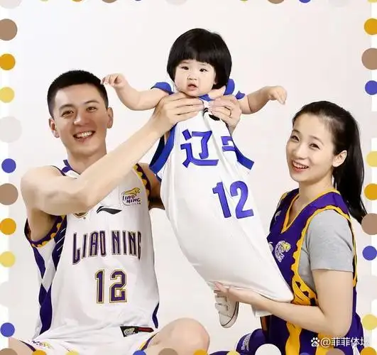 杨鸣出轨传闻曝光?妻子发文疑似回应,球迷攻陷"第三者"评论区