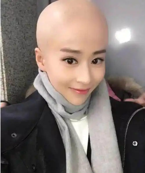 出于剧情或节目需要,很多女明星都曾以光头造型亮相.