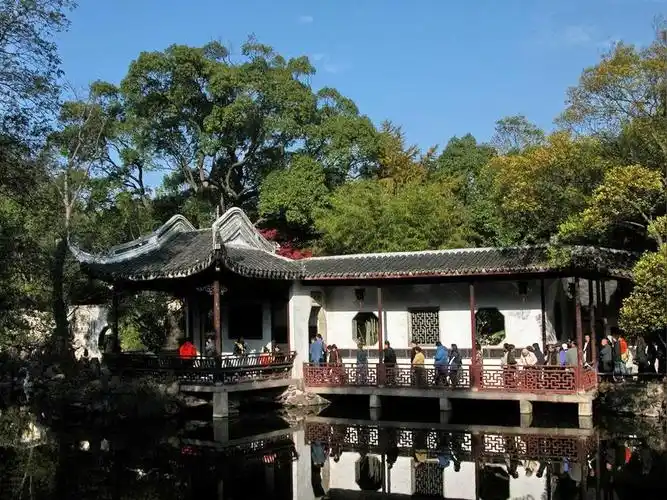 园林南京瞻园,苏州的拙政园和留园,无锡寄畅园被并称为江南四大名园