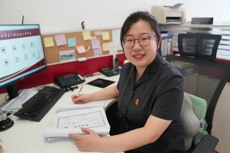 履践致远默默耕耘——威海市环翠区人民法院民一庭五级法官助理邱磊