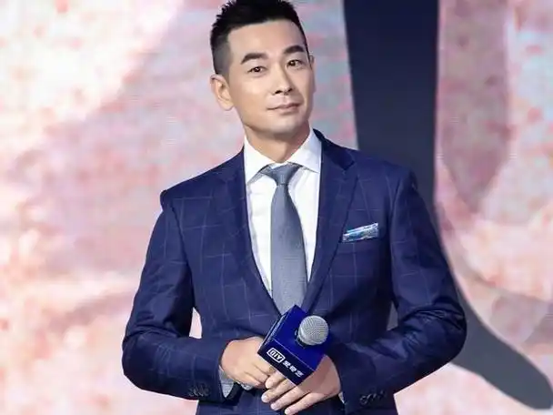 尤其是赵文卓饰演的黄飞鸿,霍元甲,李君羡等经典角色,至今无人超越!