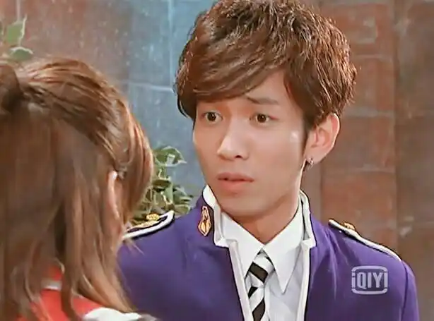 萌学园之奈亚守护之星