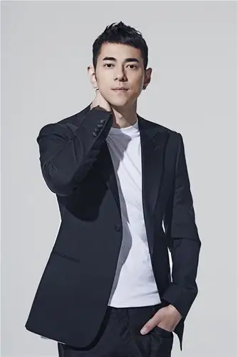 知名主持人李晨nic做客蜜芽刘楠直播间,母婴专场分享奶爸带娃秘籍