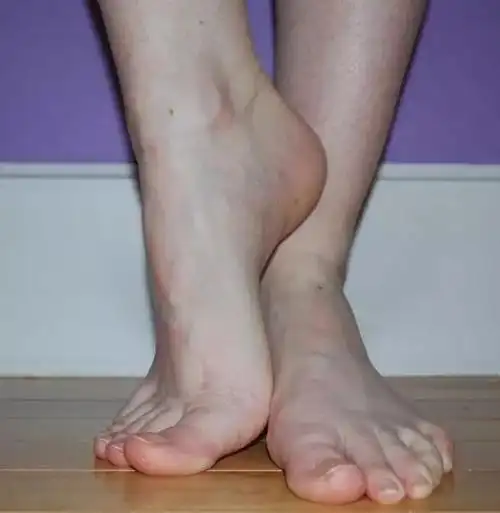 干货这是一组有味道的推送脚的绘画素材参考