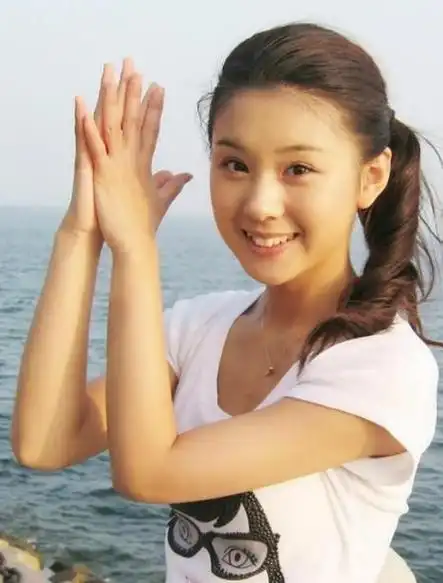 这五对明星夫妻看似普普通通,实际恩爱有加,堪称模范