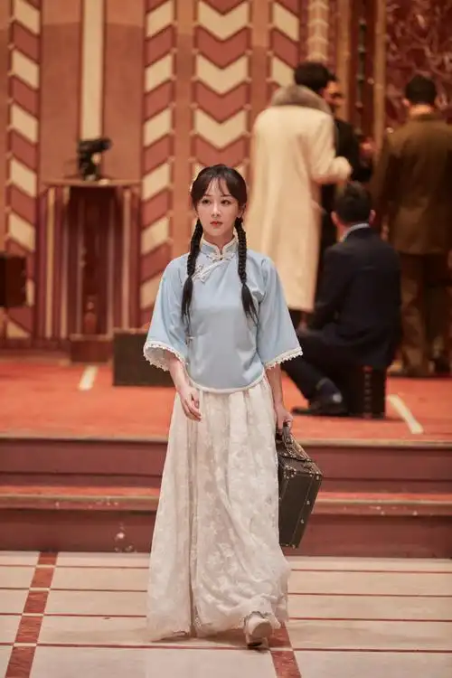 杨紫萌探探探案##杨紫双马尾民国造型