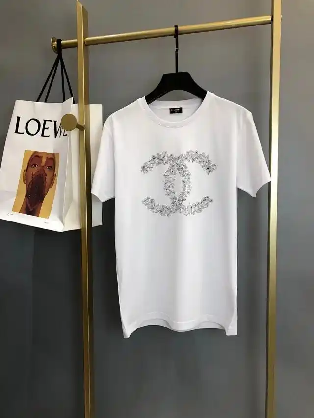 香奈儿男士时尚休闲短袖