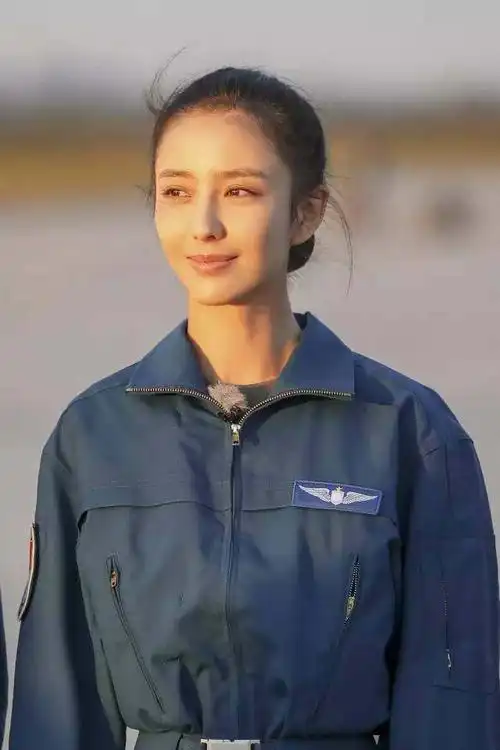 《真正男子汉》今晚收官,舍不得丫丫?佟丽娅在手机百度陪你哦