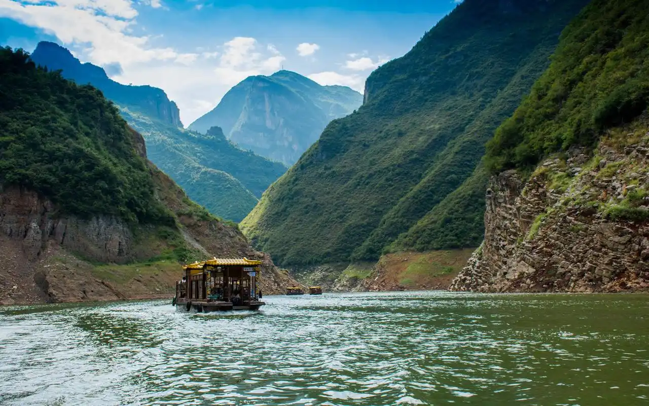 神女溪自然风景摄影图片桌面壁纸