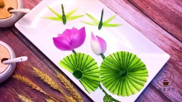 简单大气的冷拼盘饰,洋葱荷花