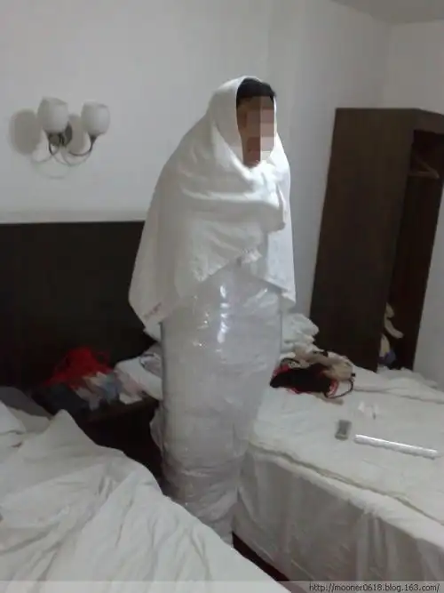 爱好:棉被木乃伊,丝袜全包,全包紧身衣,kb堵嘴,变装cdsm 等~~拘束