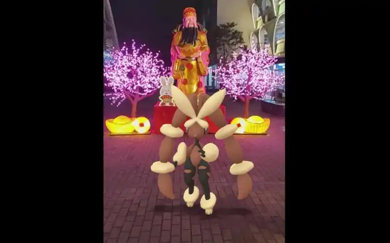 《pokemongo/宝可梦go团战》兔年了mega长耳兔祝大家新年快乐