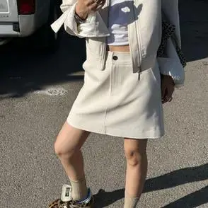 百搭气质通勤短裙韩版春款淑女纯色小巧半身裙0213