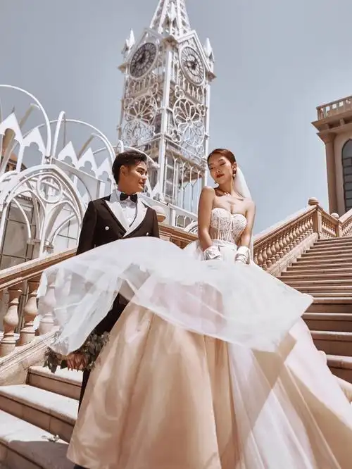 浪漫欧式风情婚纱照解锁恋爱遐想新指南