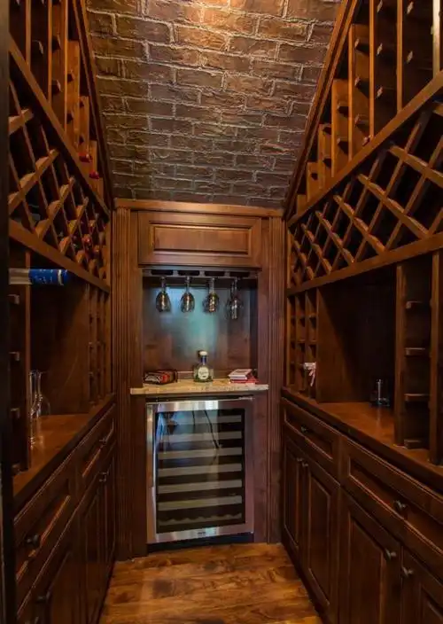 地下室装修酒窖图片效果图