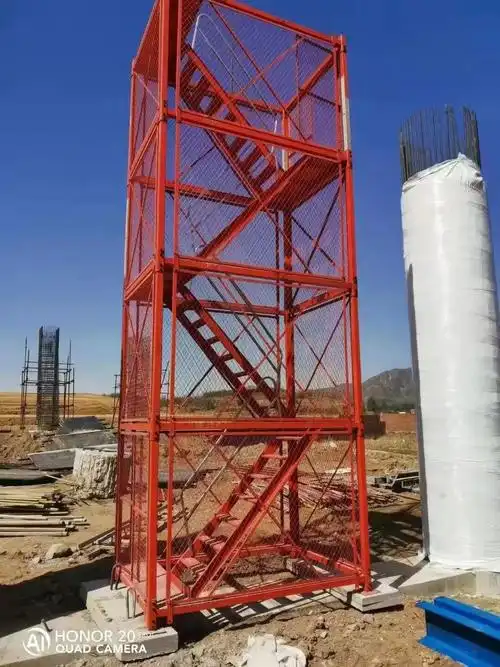安全爬梯护笼 建筑工地爬梯梯笼桥梁施工组合式施工防护梯笼基坑通道
