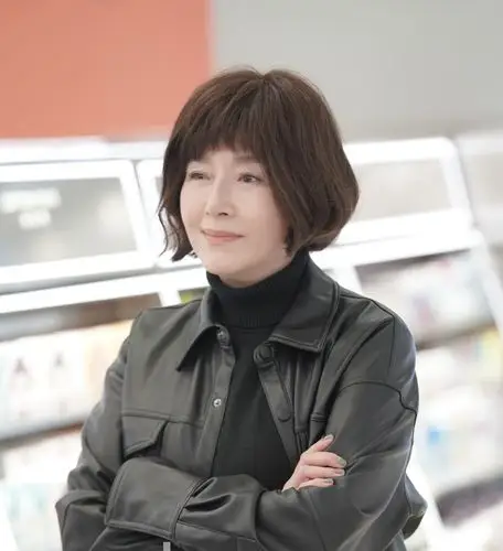 恬妞《完美的他》收官 福顺奶奶大义灭亲完美下线__凤凰网