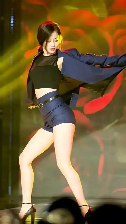 tara"龙崽智妍"神仙颜值#tara #大长腿 #朴智妍 #皇冠女团t ara