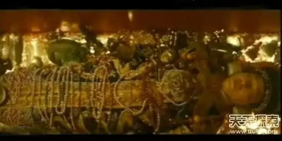 慈禧遗体重新入殓棺椁之间惊人一幕