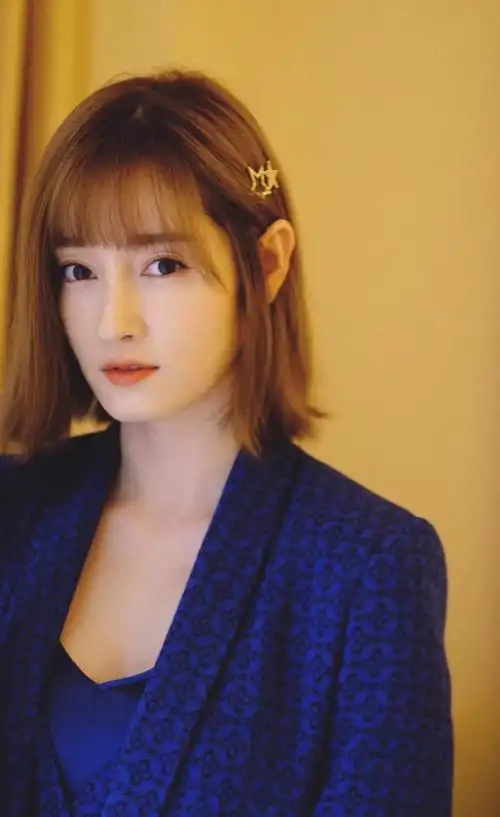 徐晓璐第5518期期高清时尚美图欣赏