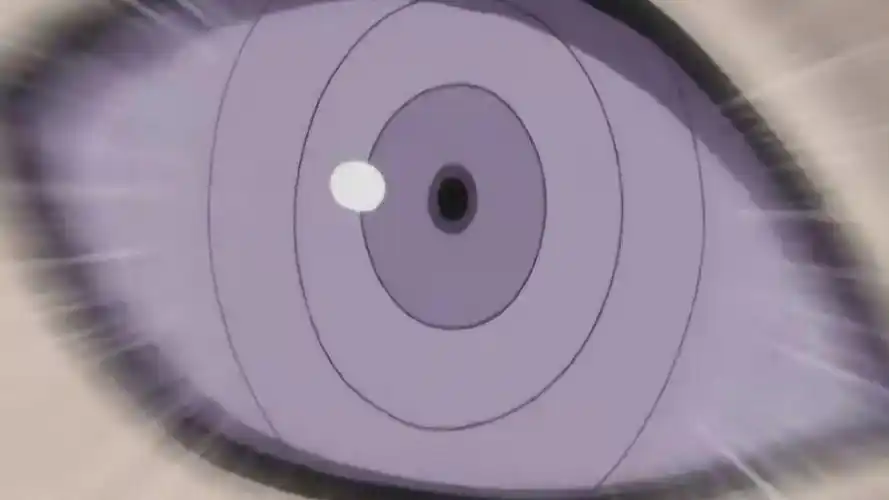 小樱已经断气身亡了,佩恩却使用轮回眼救活小樱,又活活虐死小樱,令人