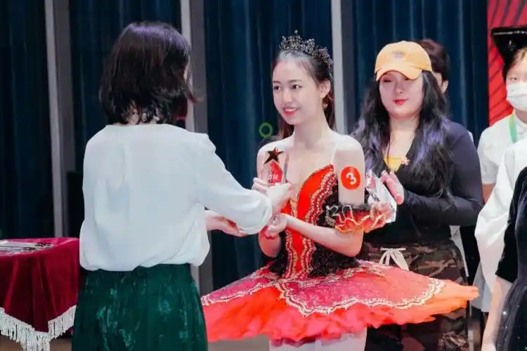 ballet才艺秀第一名gold05