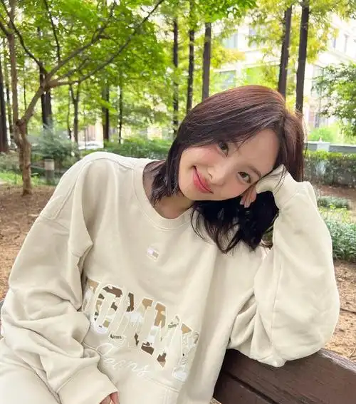 林娜琏tommyjeans亚洲品牌代言人##787911 2