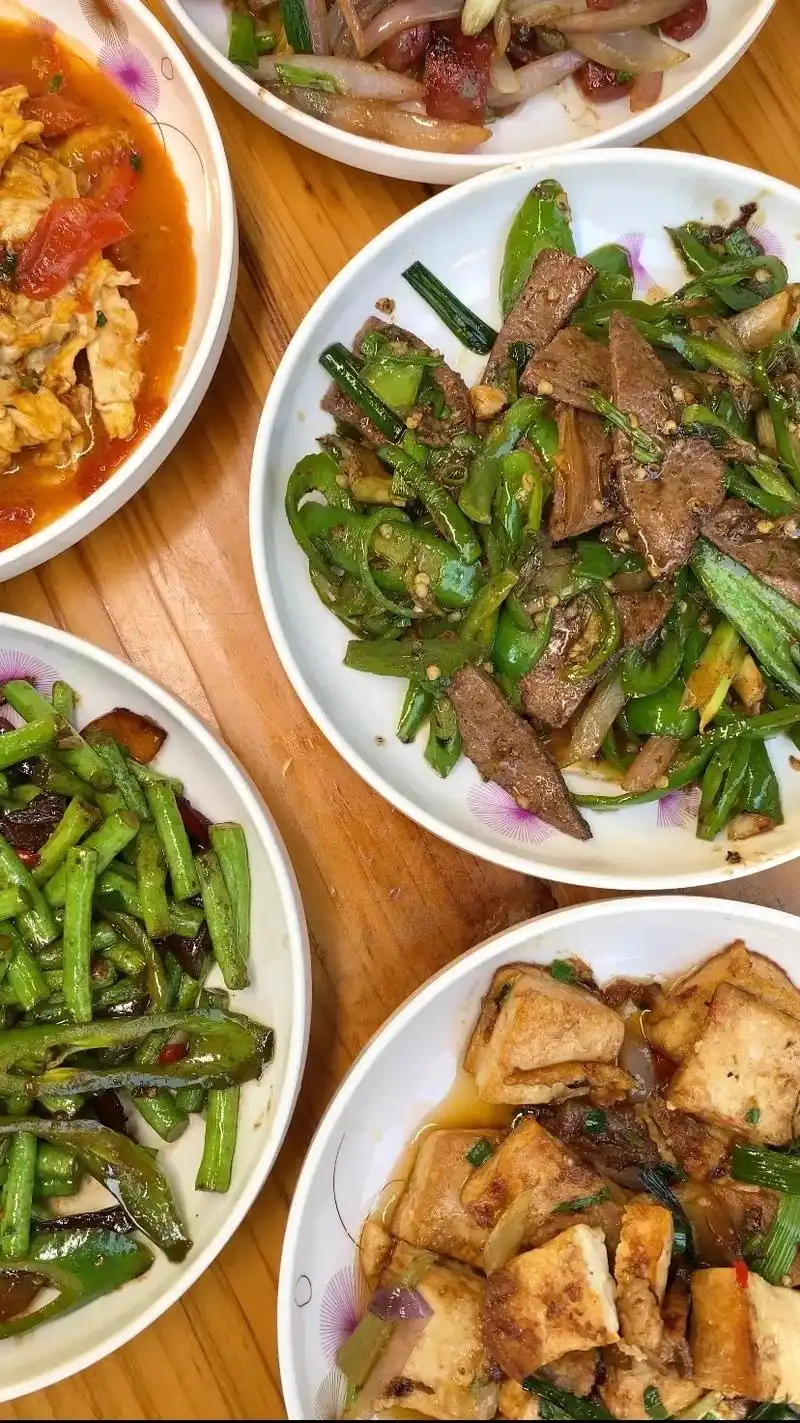 一看就觉得很好吃的家常菜,满满家里的味道.最近很想吃家常菜, - 抖音