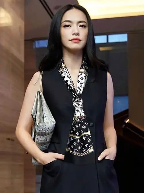 迪卡侬丝巾小长条细窄薄款夏季百搭西装衬衣苏明玉姚晨同款围巾韩