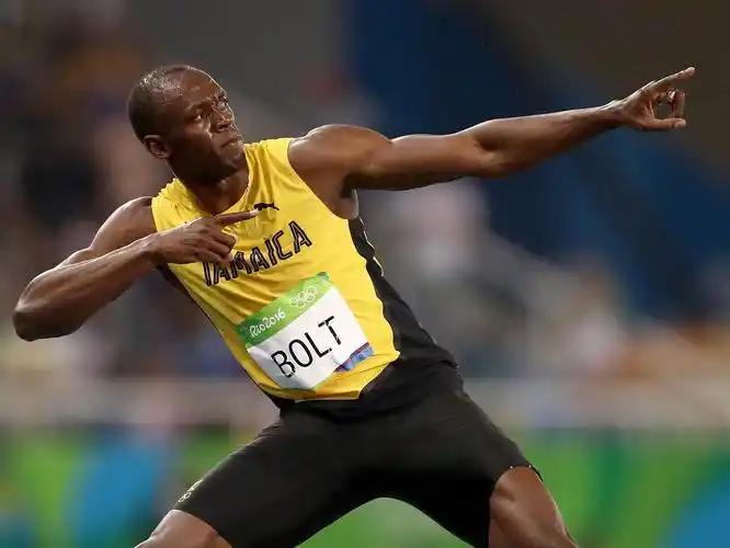 博尔特的奔跑极速在自然界算什么水平?