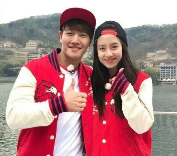 最新情侣出炉金钟国罕见的撒娇甜喊宋智孝老婆