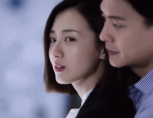 高配周冬雨成贵圈第一对出柜拉拉可直可弯曾演爆火剧无人不识