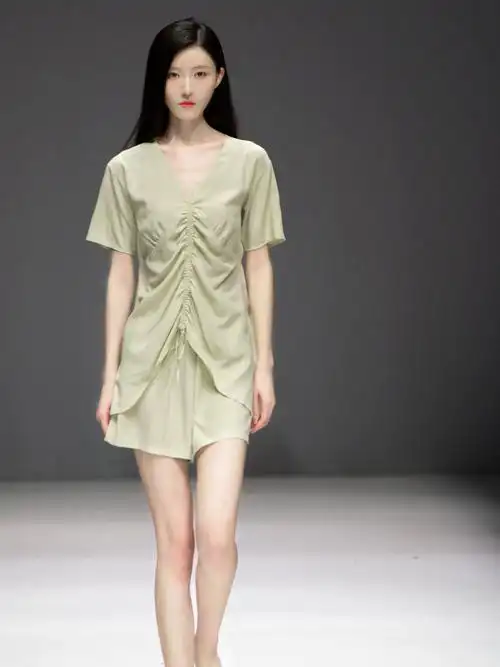 中国国际时装周,梵妳卡波