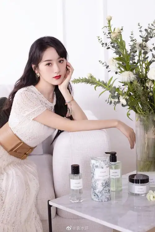 袁冰妍更新微博啦2021-02-24 10:02:59来自:夜月好眠管理圆