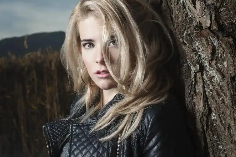 妇女,模型,金发,淡褐色的眼睛,肖像壁纸