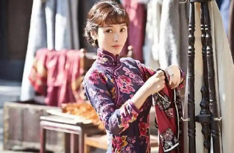 原创张作霖死后最受宠的五姨太天天浓妆艳抹却将东北沦陷推迟三年