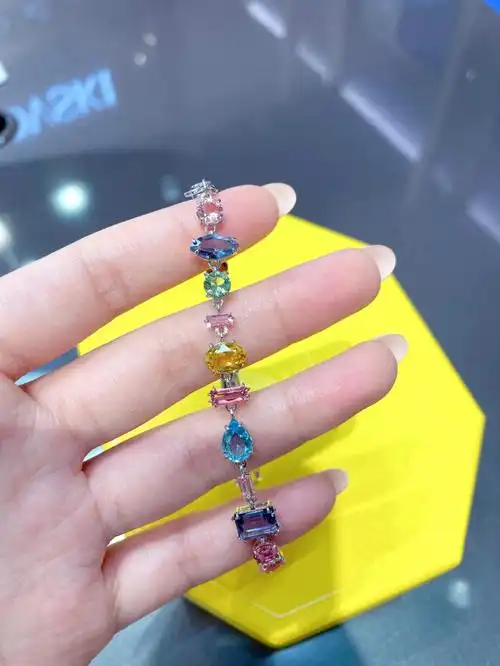 施华洛世奇彩色水晶手链