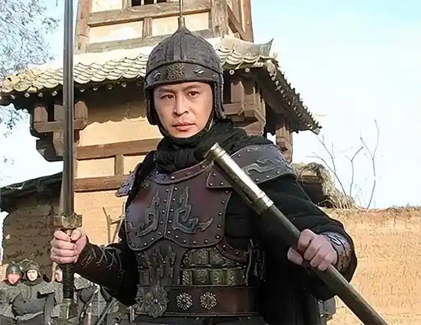 将军知道功高震主,赶紧告老还乡,皇帝:朕不会杀你,你留下便是