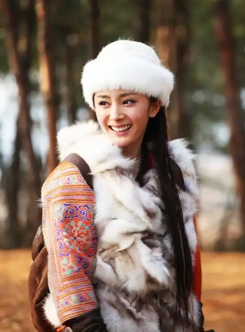 《美人天下》中李小璐剧照