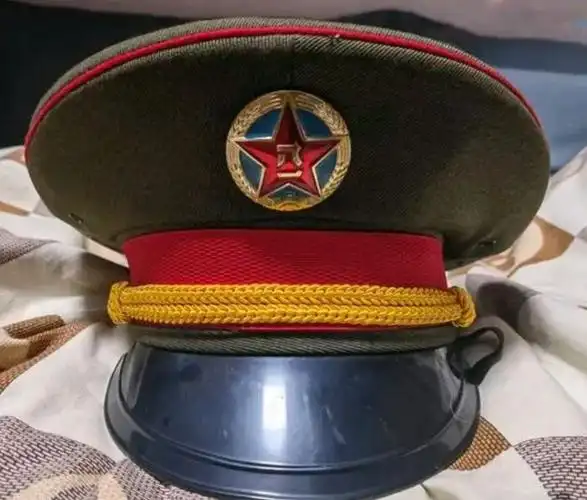 从清末新军到现代解放军中国陆军100多年的军帽变迁史