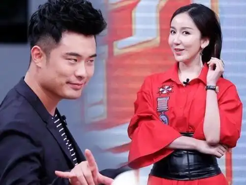 娄艺潇陈赫重现《爱情公寓》经典桥段