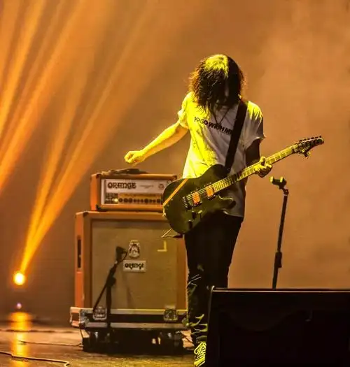 面孔乐队吉他手大迪正式加入orange音箱大家族!