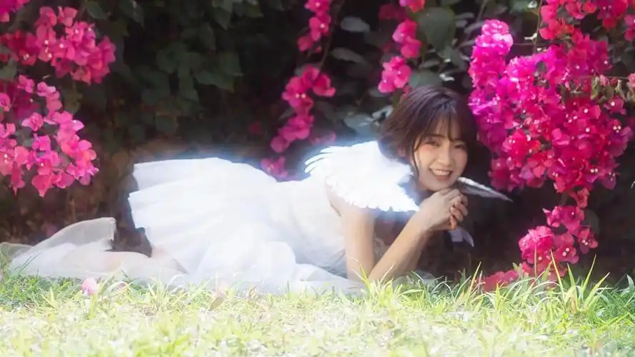 貌美如花的漂亮美女,高清壁纸图片,清纯美女-回车桌面