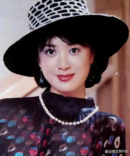 演员傅艺伟:两段失败的婚姻,为何到了晚年,流下了悔恨的眼泪