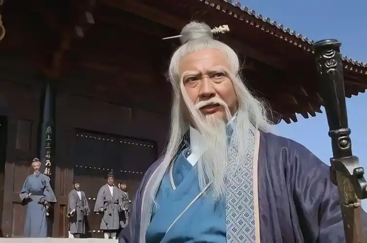 再读倚天屠龙记,才明白张三丰为何不敢护住张翠山