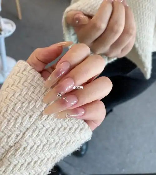 纯欲天花板长款美甲 尖型