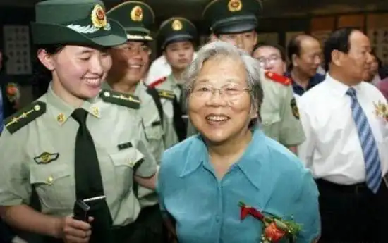 十大元帅后代现状曝光陈毅次子为少将军衔图4