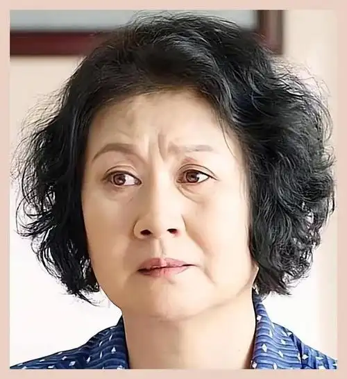 演员黄晓娟:家人接连病逝,儿子李赫因何成为她的骄傲?