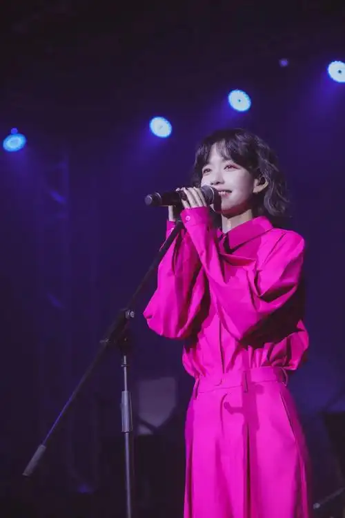 今日中午1230房东的猫关于彻夜不眠的事情巡演沈阳宁波站正式开票