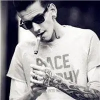 头像男生纹身霸气帅哥_微信头像图片大全